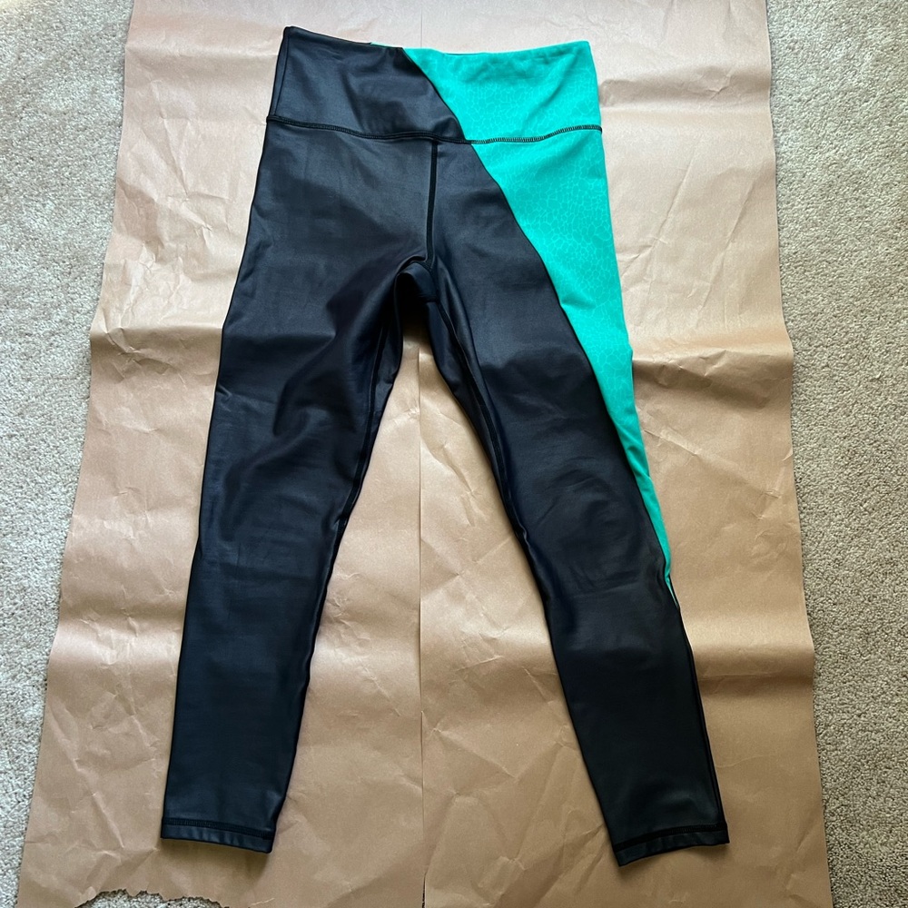 Jade River Stone Metallic Light n Tight Hi-Rise 7/8 24” (8-10) ZYIA